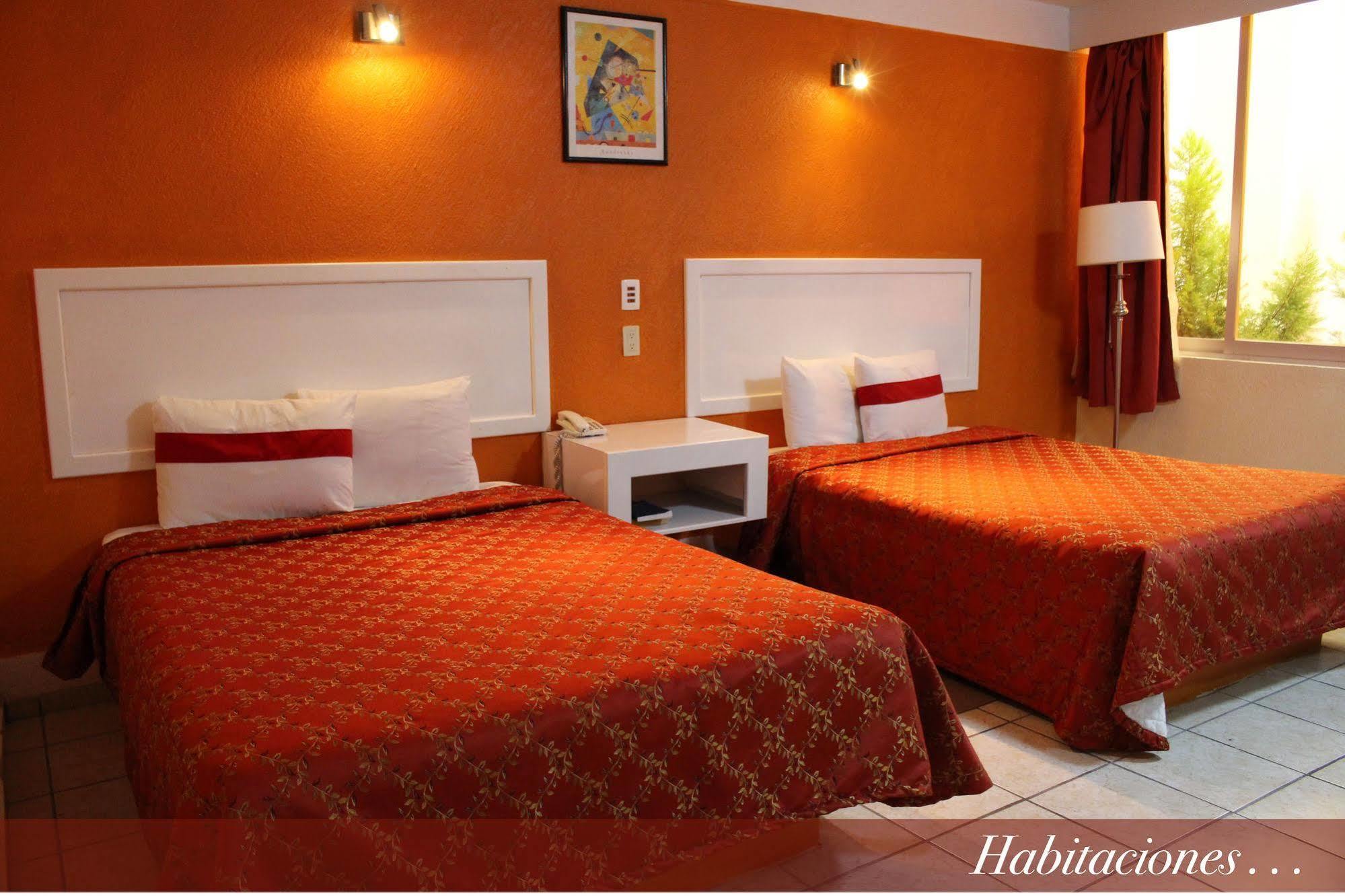 Hotel Del Valle Inn Pachuca Bagian luar foto